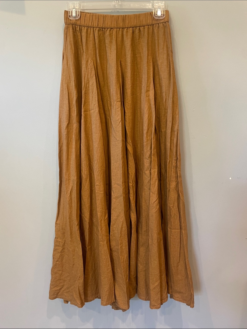 Women's Maxi Skirt in Warm Camel xs like new - boho vibes